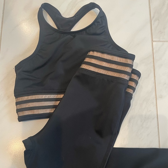 Balera Shadow Strip Dance Set *IC* - Picture 5 of 7